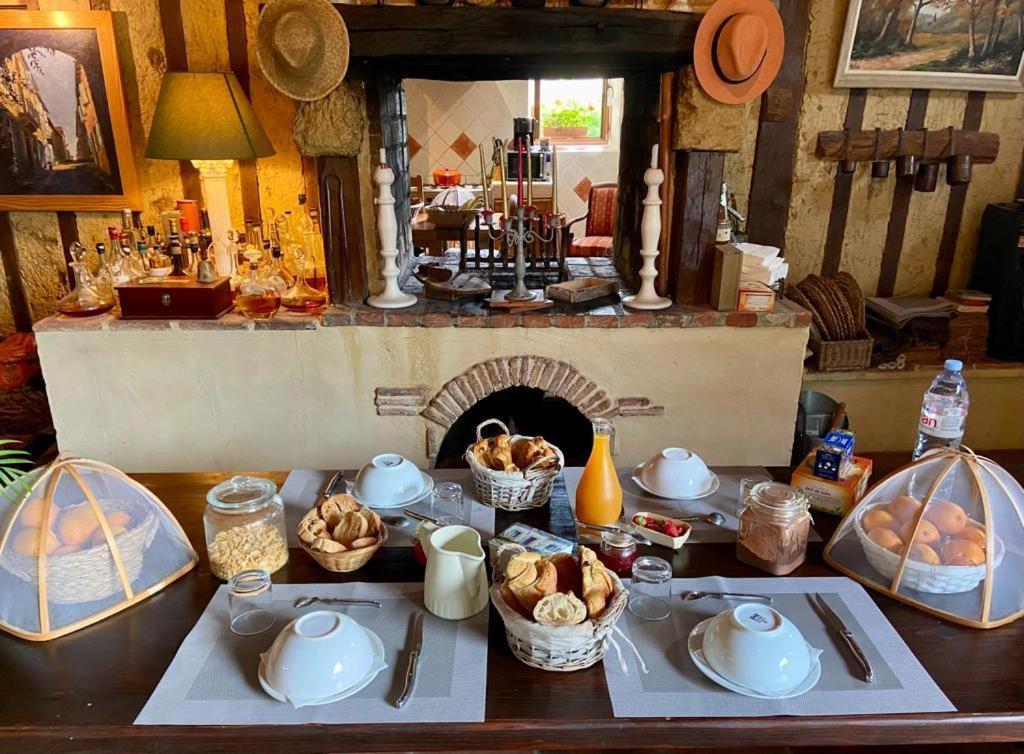 Maison D'Hotes Le Chai D'Armagnac Monguilhem Ngoại thất bức ảnh